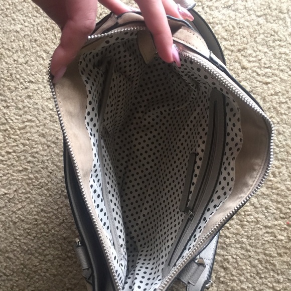 NEW Steve Madden Tote Shoulder bag - Picture 8 of 8